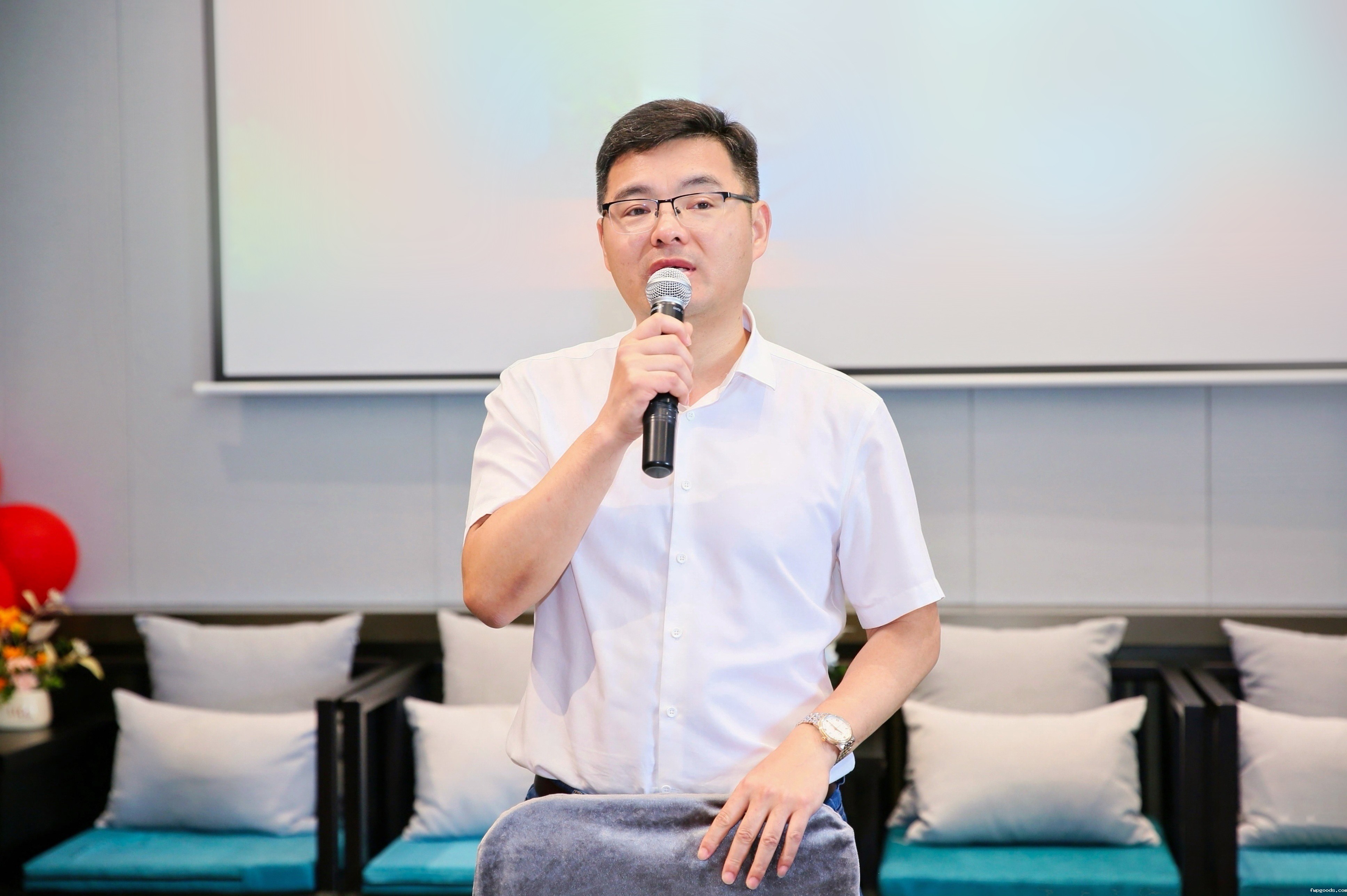 叶书记致辞-定.jpg 叶书记致辞-定.jpg