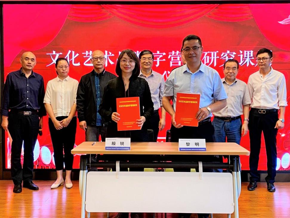 ffcdfb612e33a0ab12596ed44d52f1e ffcdfb612e33a0ab12596ed44d52f1e