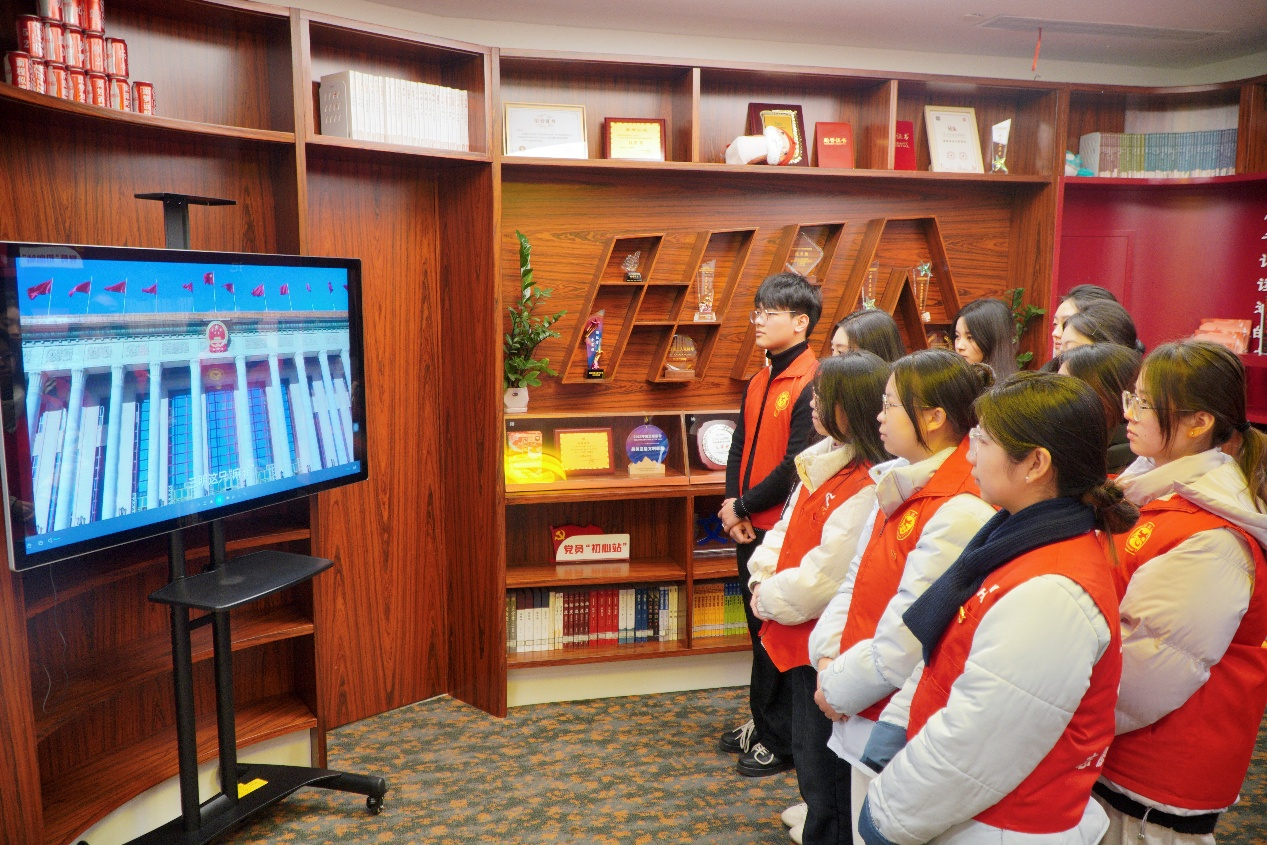 图片2.png 图片2.png