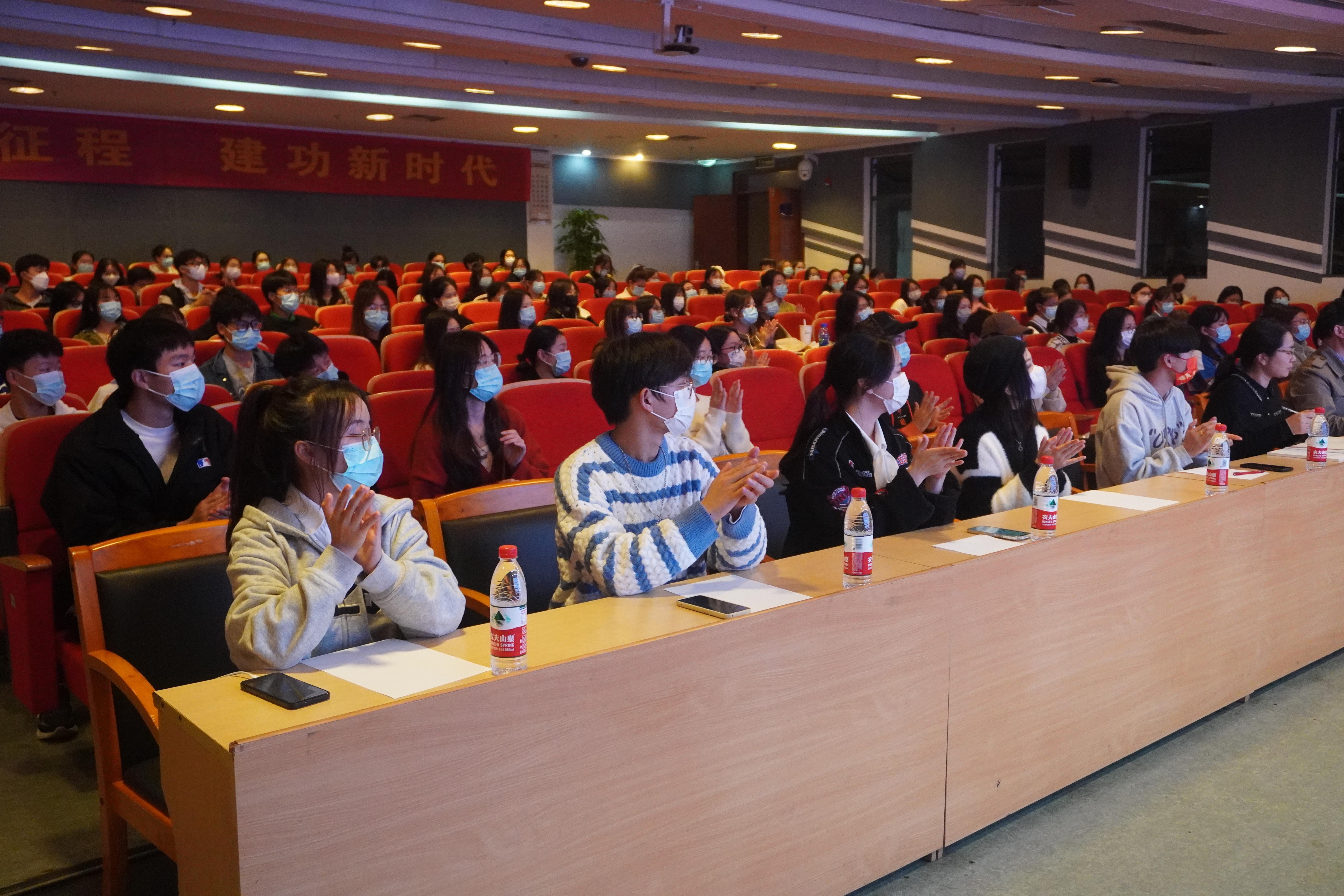 DSC00652(1).jpg DSC00652(1).jpg