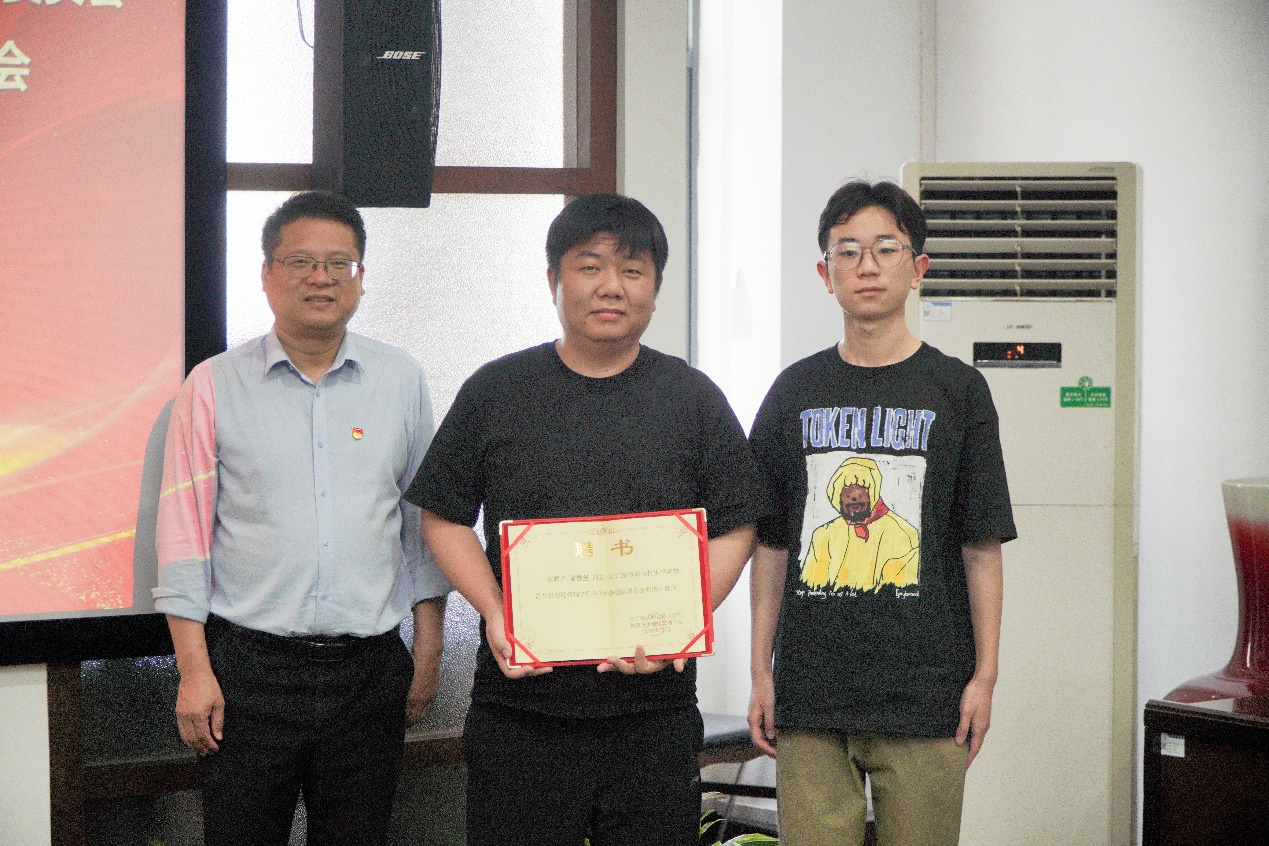 图片4.png 图片4.png