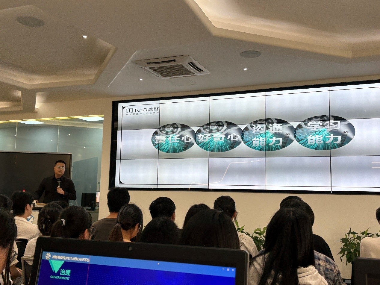 图片3.jpg 图片3.jpg