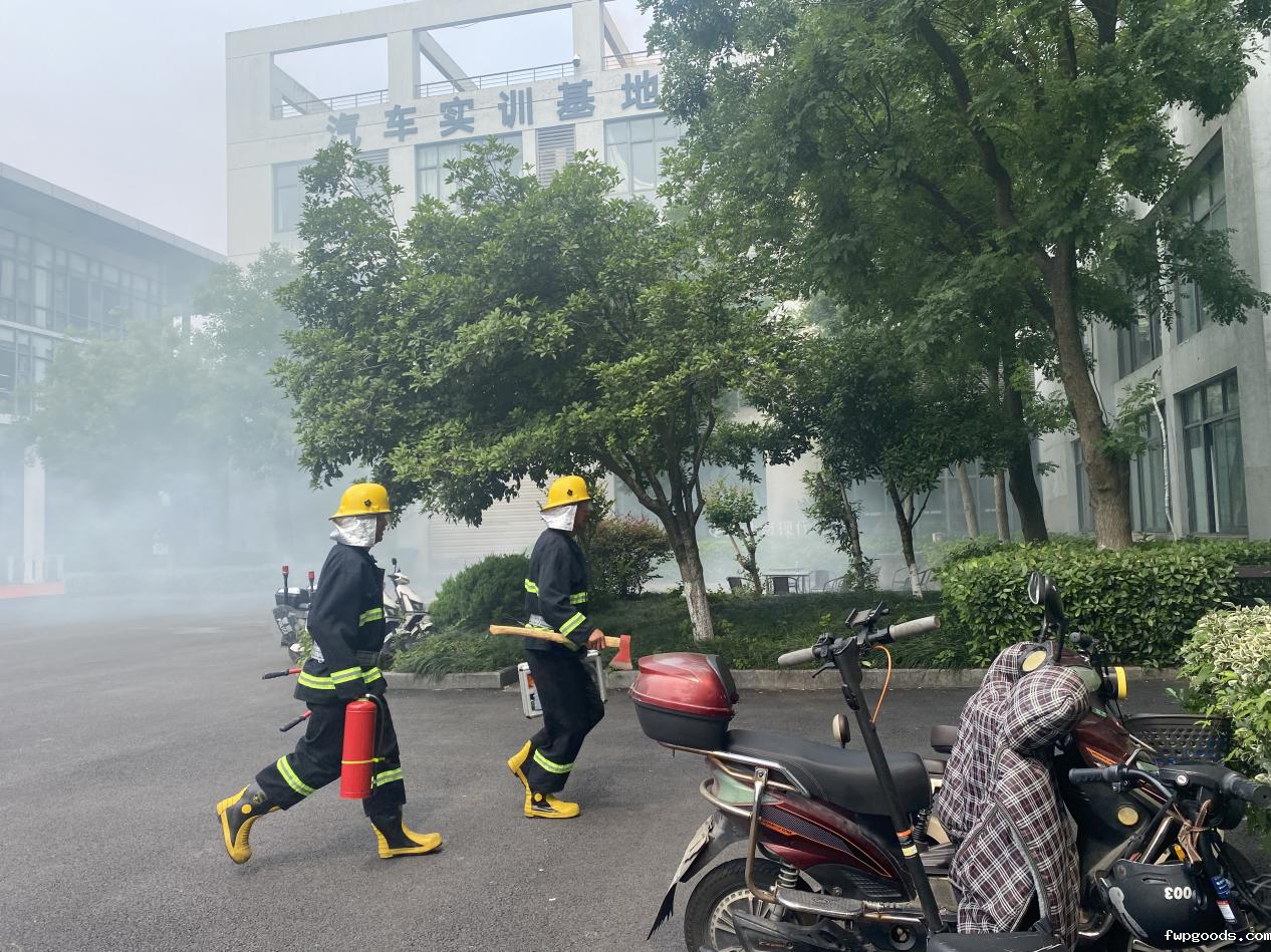 图片 3.png 图片 3.png