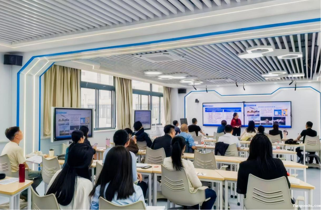 大场景.png 大场景.png