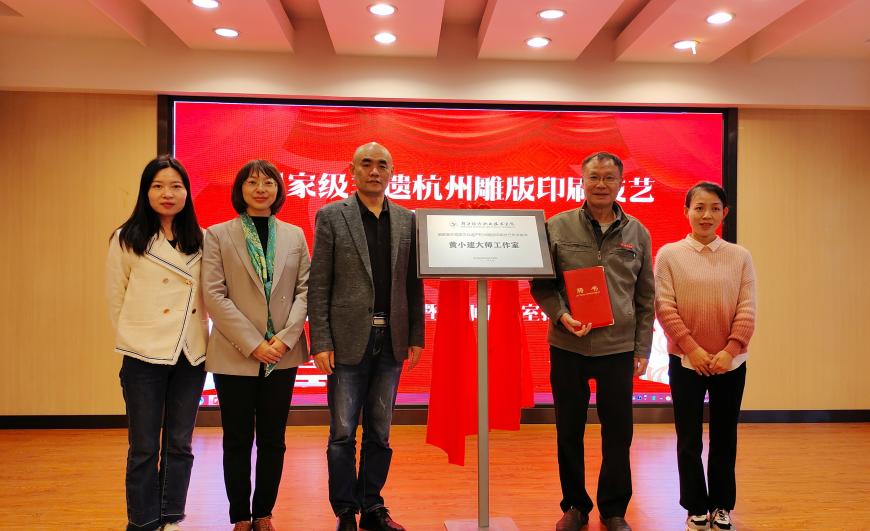 4d9d0c8a10ab544246f9e888a7ee6f2