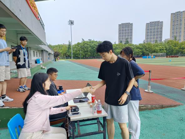 图片4.png 图片4.png