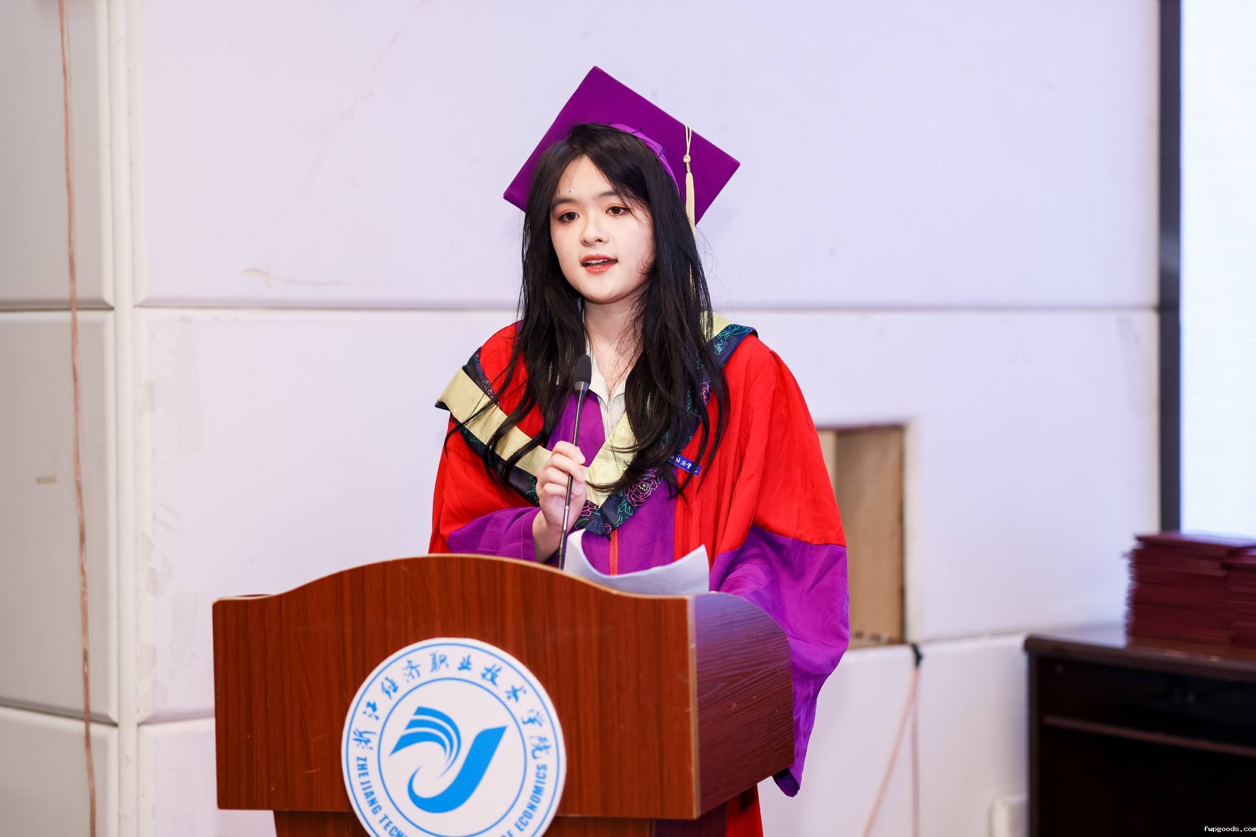 4D0A1525 (1).jpg 4D0A1525 (1).jpg