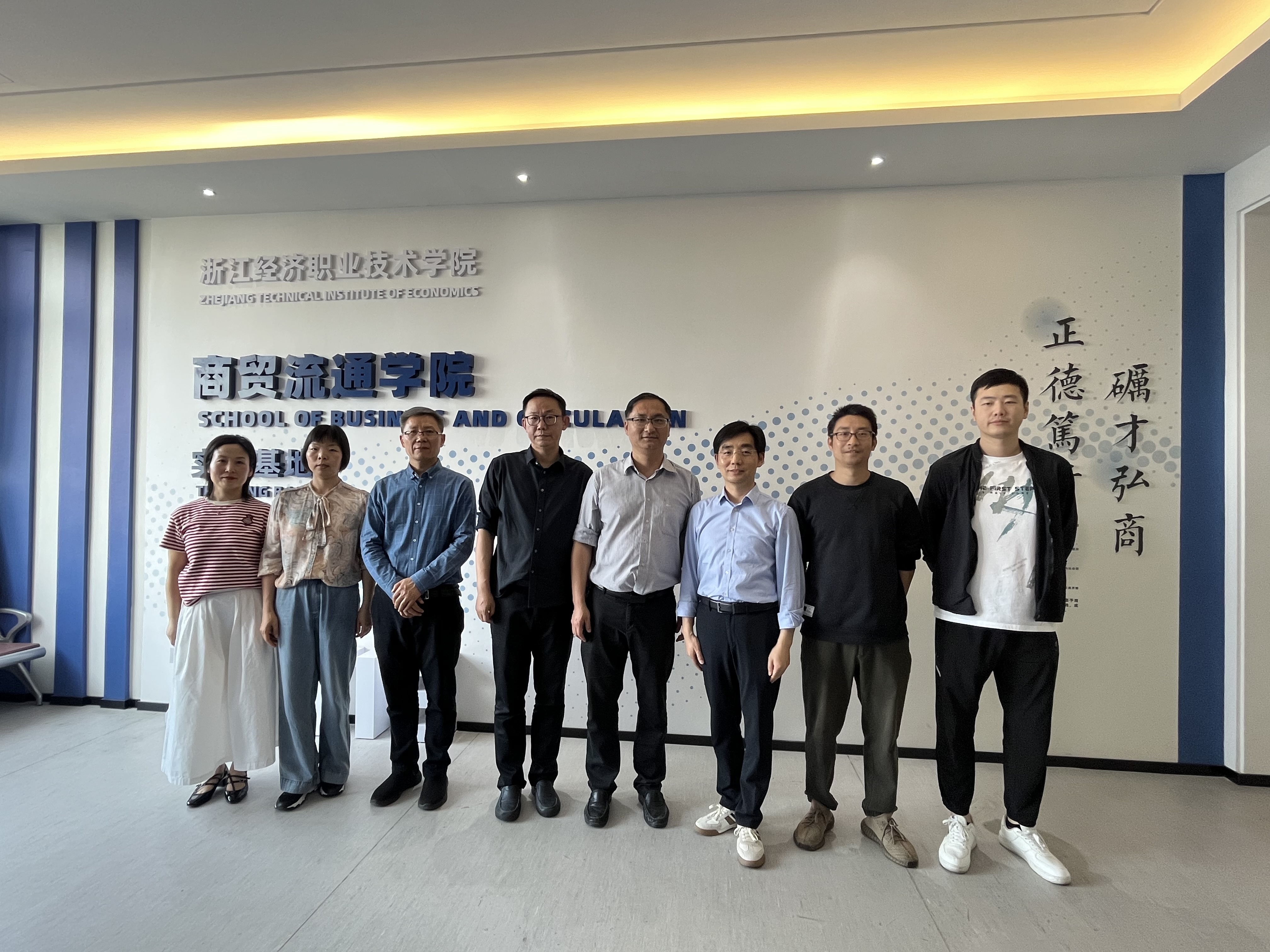 IMG_4380.HEIC.JPG IMG_4380.HEIC.JPG